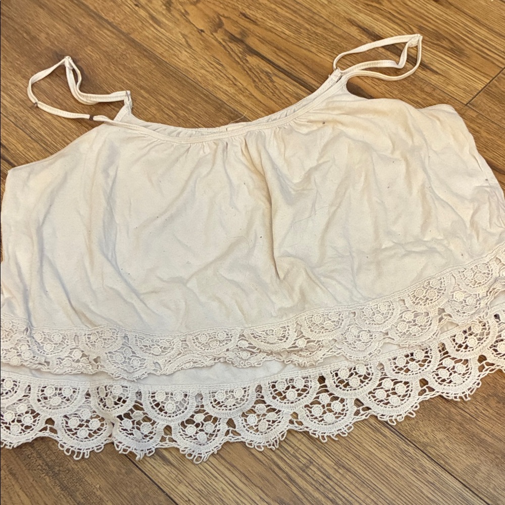 Garage Cream Lace Trim Crop Top (Bin B)
